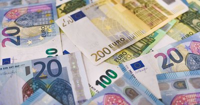 VAT number: αριθμός φορολογικής ταυτότητας