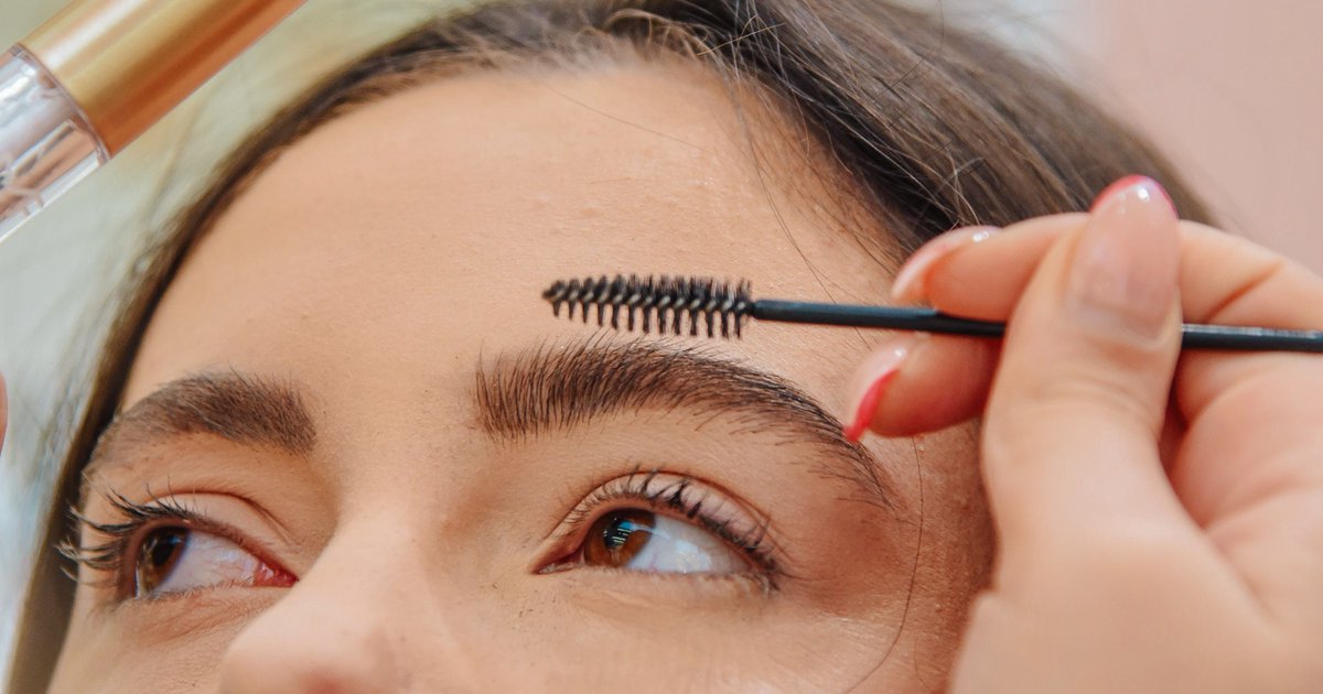 Brow lamination: τι είναι αυτή η τεχνική